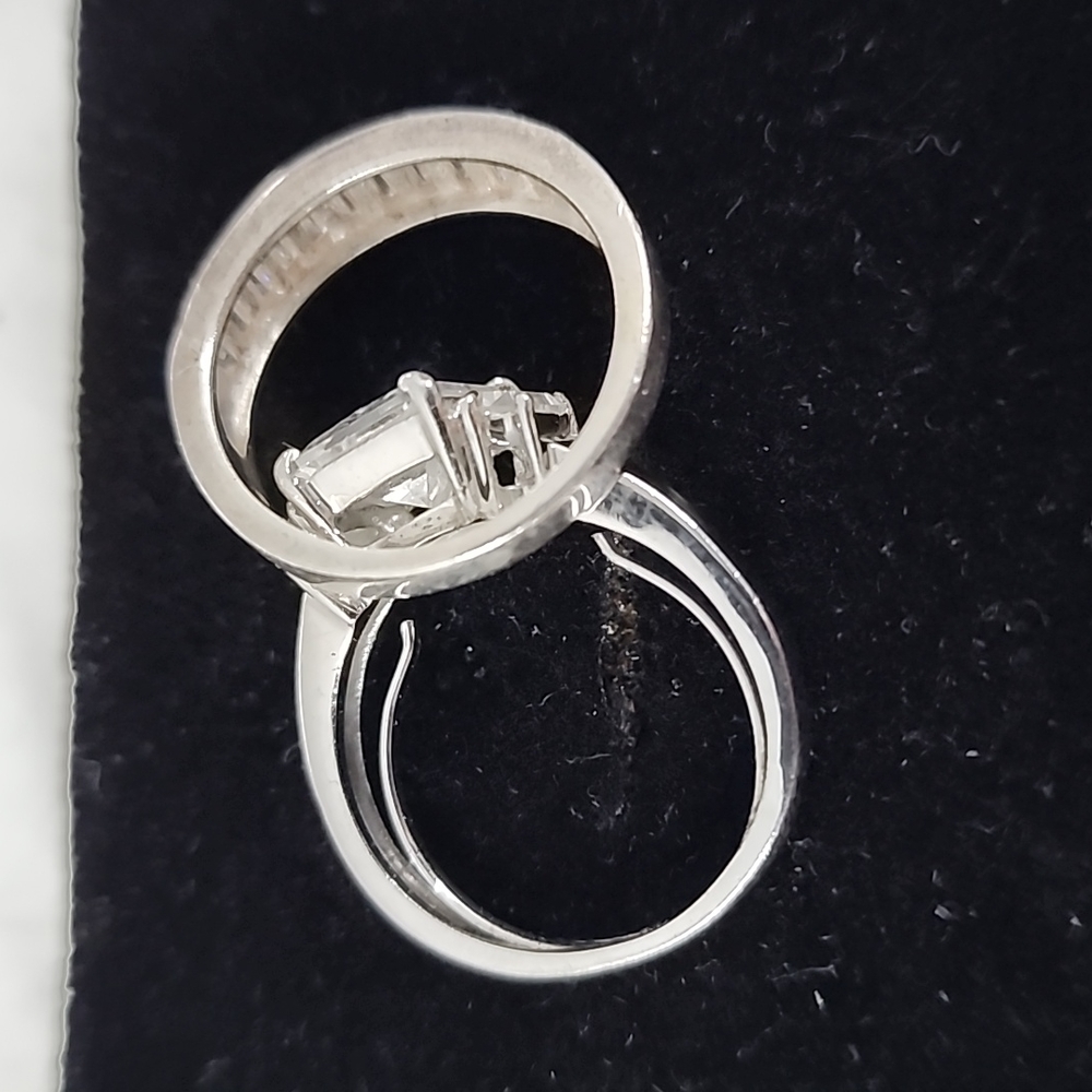 Emerald Shape Engagement Ring Set - image 6